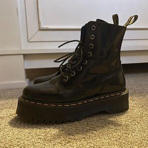 dr martens jaden platform boots size woman's 7
